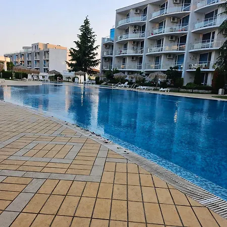 Apartament студио за гости на сарафово Burgas